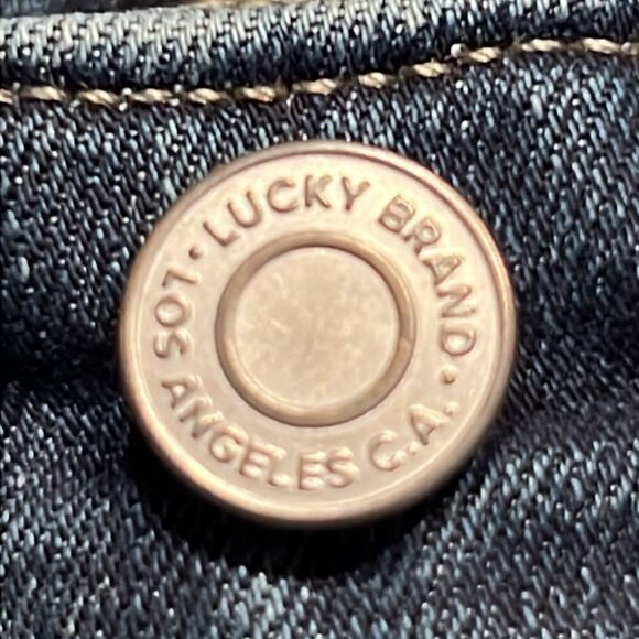 Lucky Brand Sweet Crop Jeans - Picture 6 of 14
